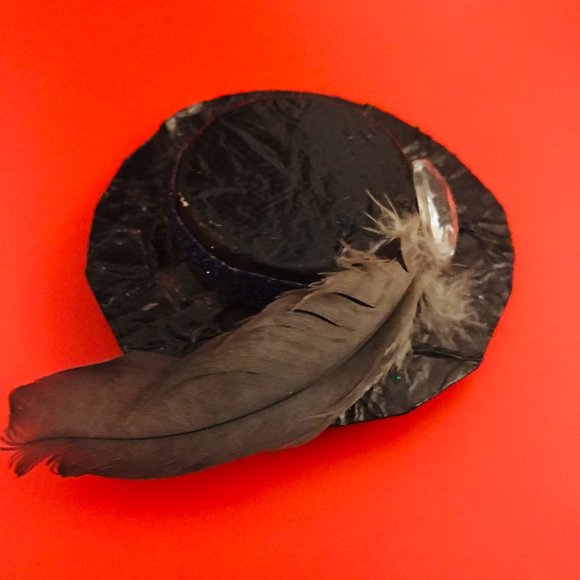 Fed Hat Pin/Brooch/Pendant - Picture 13 of 16